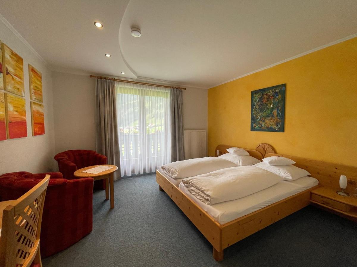 Hotel Garni Burger Sankt Jakob in Defereggen Dış mekan fotoğraf